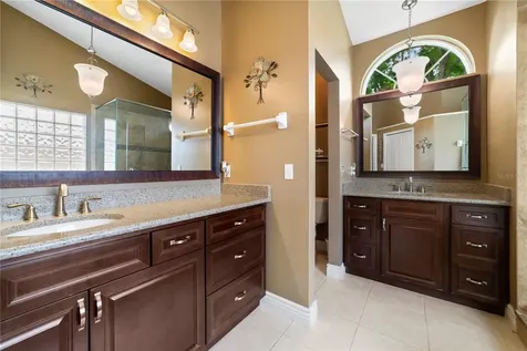 832 Laurelcrest Drive Orlando FL 32828