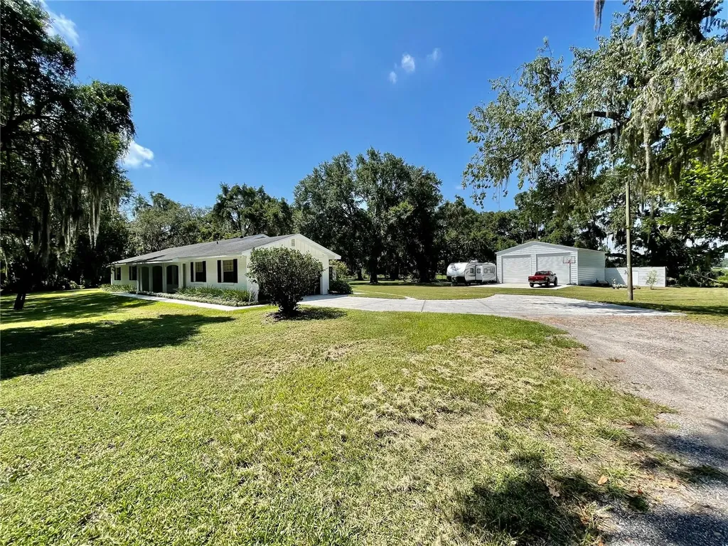 4401 Sleepy Hollow Lane Plant City FL 33565