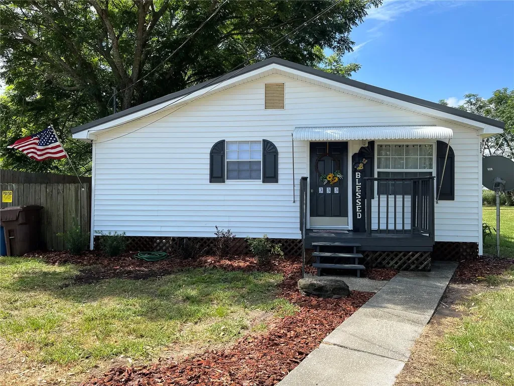 333 Nassau Avenue Lake Wales FL 33853