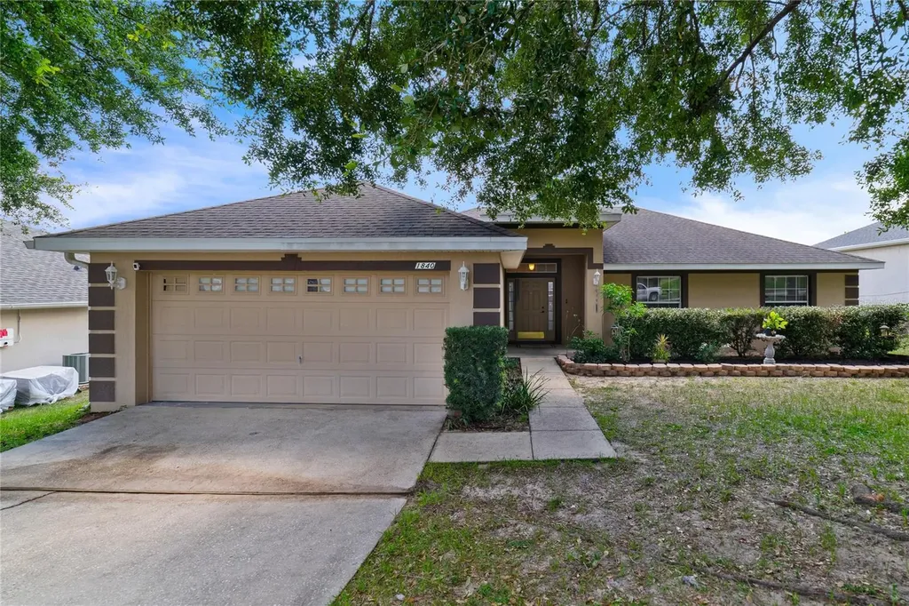 1840 Southern Oak Loop Minneola FL 34715