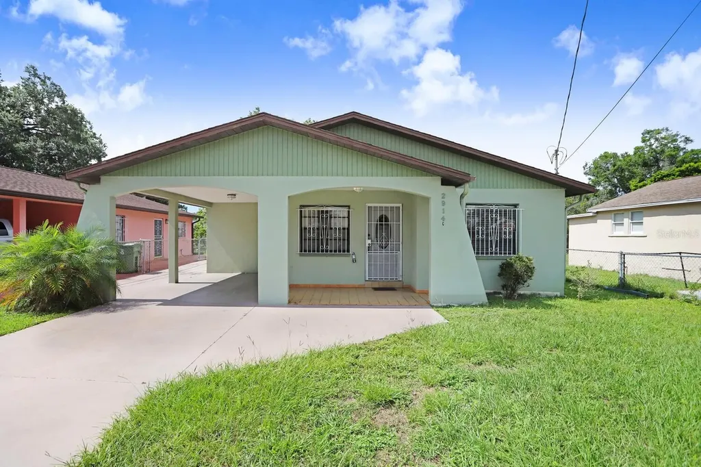 2914 W Frierson Avenue Tampa FL 33614