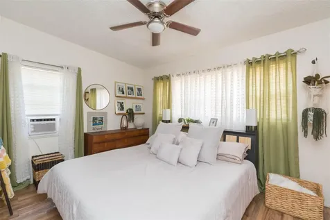 7418 4th Avenue N St Petersburg FL 33710