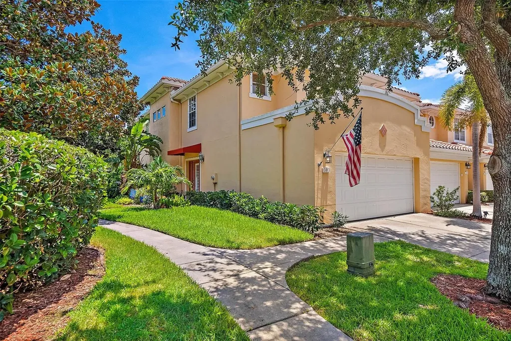 101 Valencia Circle St Petersburg FL 33716