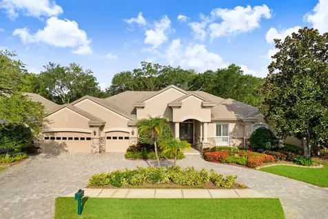 236 Highland Woods Drive Safety Harbor FL 34695
