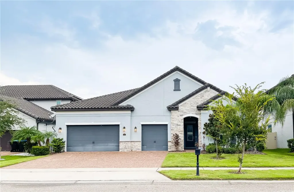 8136 Chilton Drive Orlando FL 32836