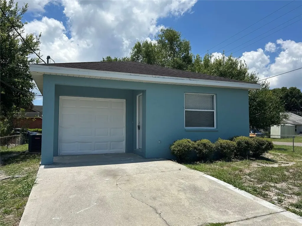 703 29th Street E Palmetto FL 34221