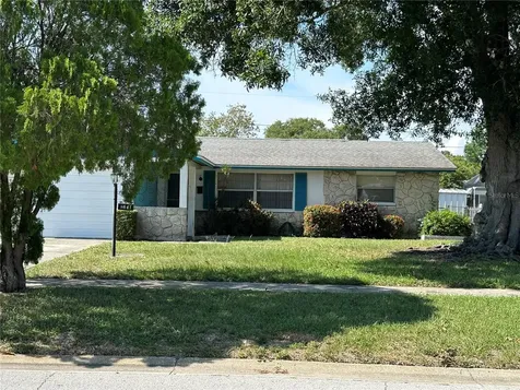 8641 Lantana Drive Seminole FL 33777