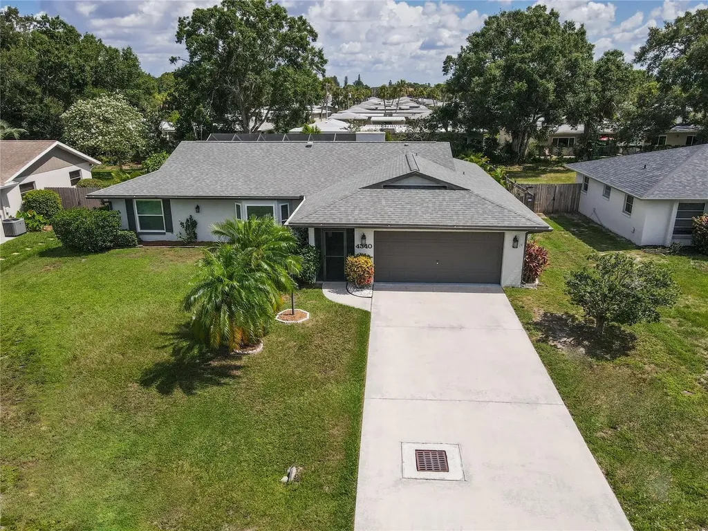 4340 Meadowland Circle Sarasota FL 34233