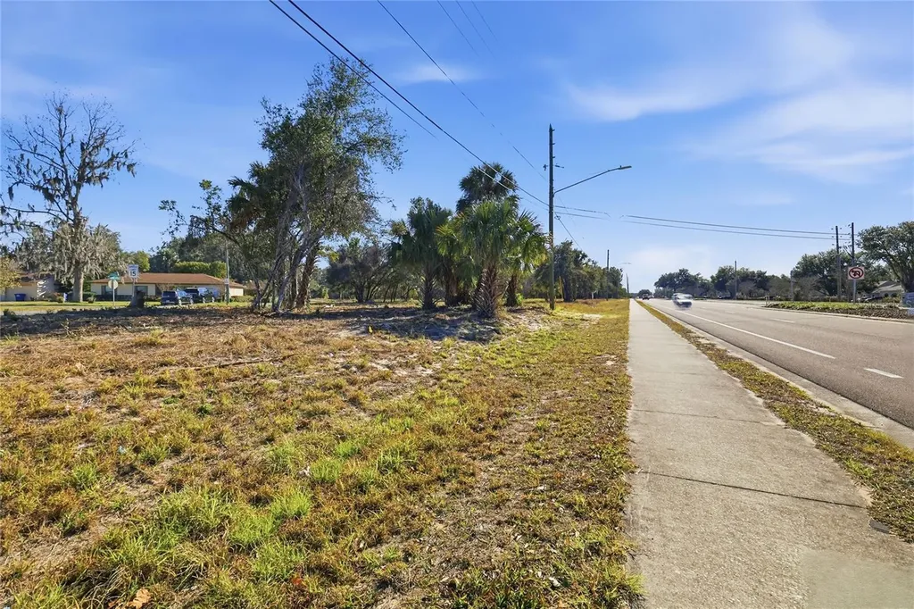 Summerall Avenue & Sr 19 Tavares FL 32778