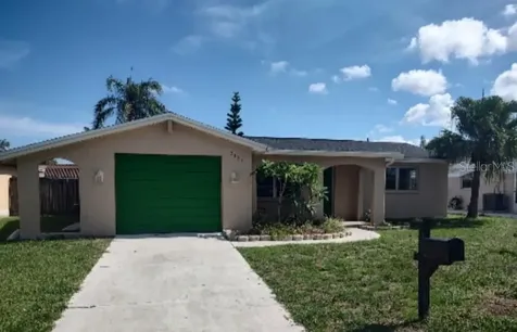 3125 Roxbury Drive Holiday FL 34691