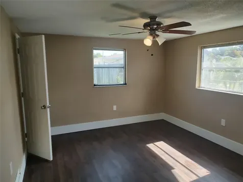 3125 Roxbury Drive Holiday FL 34691
