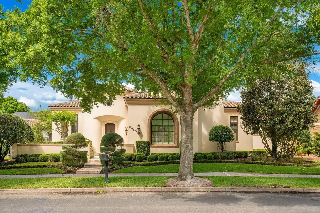 2048 Robin Road Orlando FL 32814