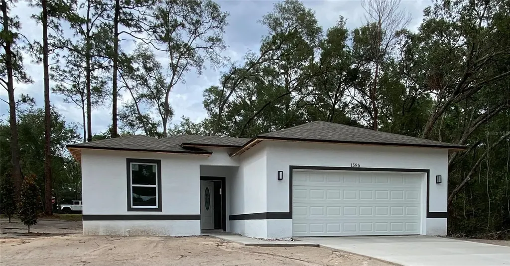 1610 Schaub Avenue Orange City FL 32763