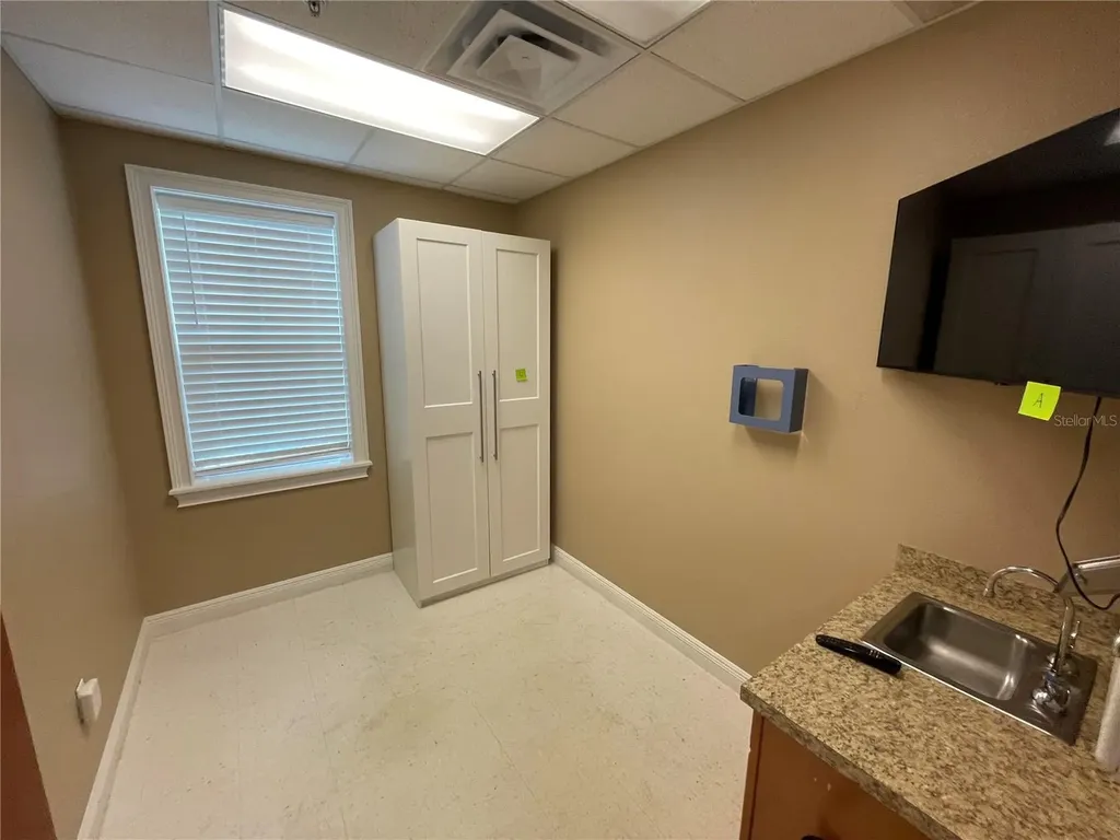 757 Highway 466 Lady Lake FL 32159