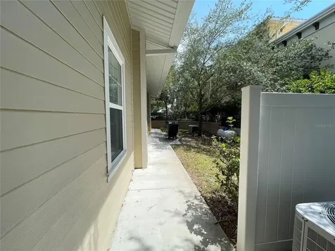 757 Highway 466 Lady Lake FL 32159