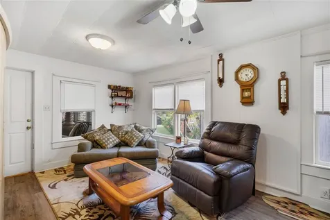 719 Mckenzie Street Leesburg FL 34748