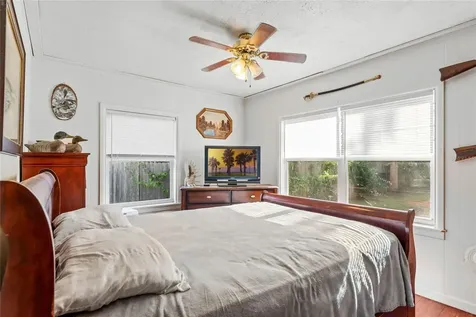 719 Mckenzie Street Leesburg FL 34748