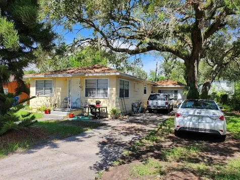1730 17th Street S St Petersburg FL 33712