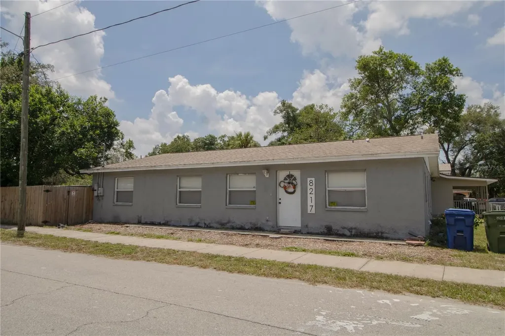 8217 N Semmes Street Tampa FL 33604