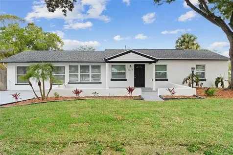 4429 W Lawn Avenue Tampa FL 33611