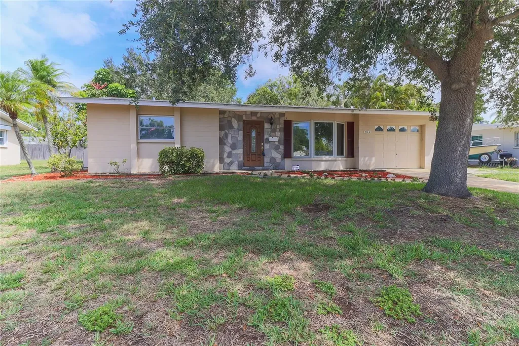 3106 Southern Parkway W Bradenton FL 34205