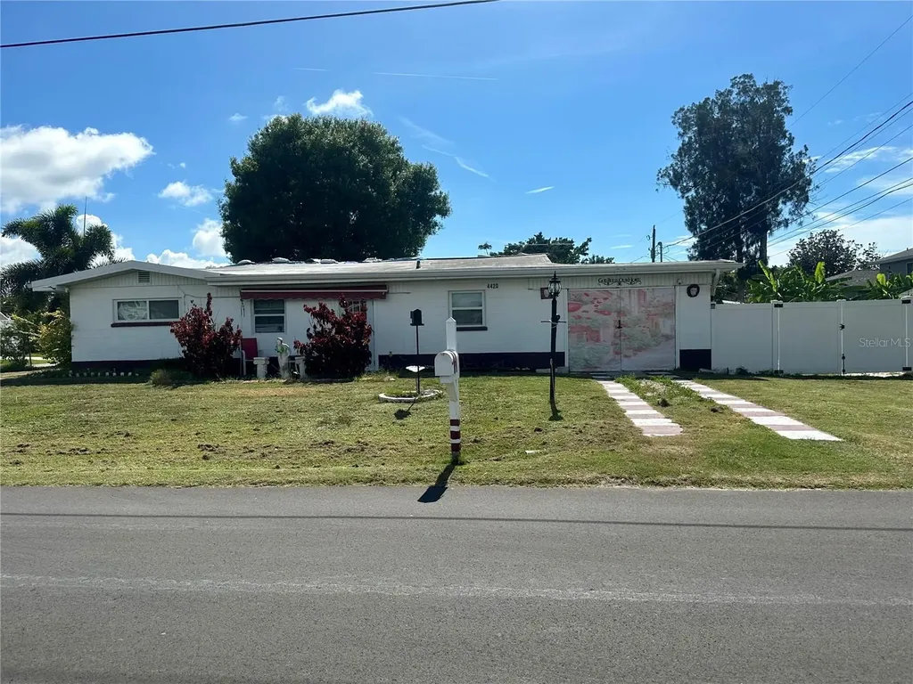 4420 5th Avenue W Palmetto FL 34221