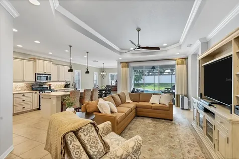 4803 Silvermoss Drive Sarasota FL 34243