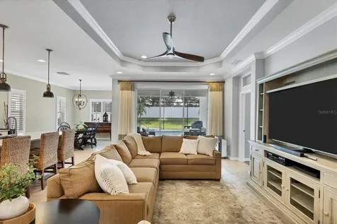4803 Silvermoss Drive Sarasota FL 34243