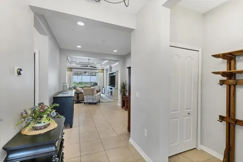 4803 Silvermoss Drive Sarasota FL 34243