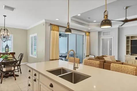 4803 Silvermoss Drive Sarasota FL 34243