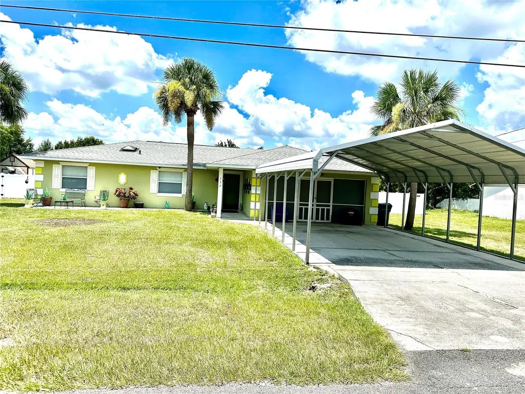 157 Taylor Street Lake Wales FL 33859