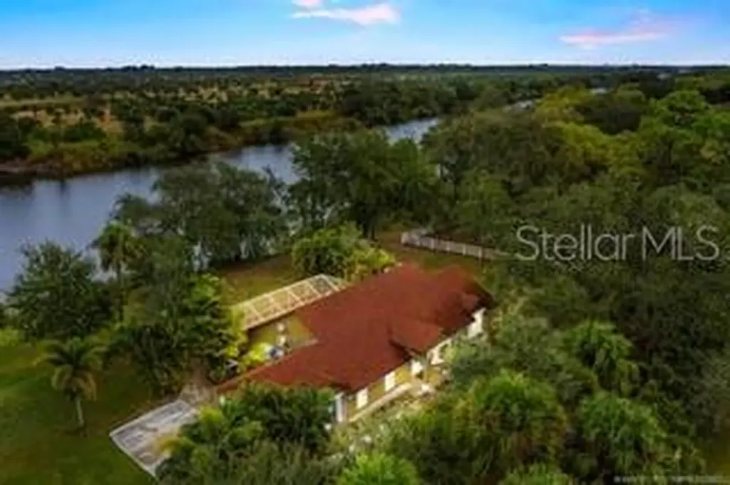 18001 SW Kanner Highway Indiantown FL 34956
