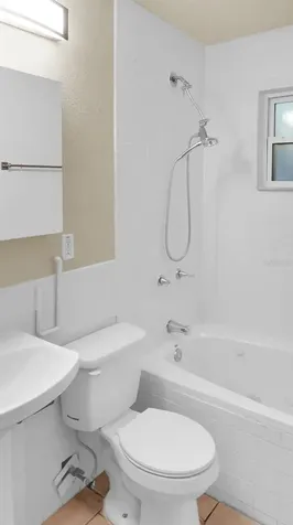 4310 78th Way N St Petersburg FL 33709