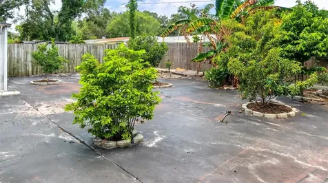 4310 78th Way N St Petersburg FL 33709