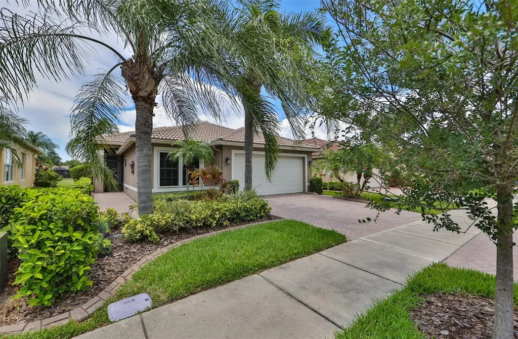 15789 Crystal Waters Drive Wimauma FL 33598