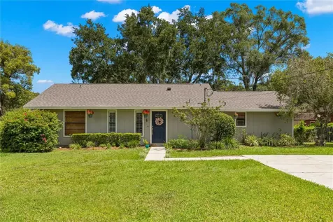 304 1st Avenue SE Lutz FL 33549
