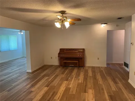 923 Santa Monica Drive Dunedin FL 34698