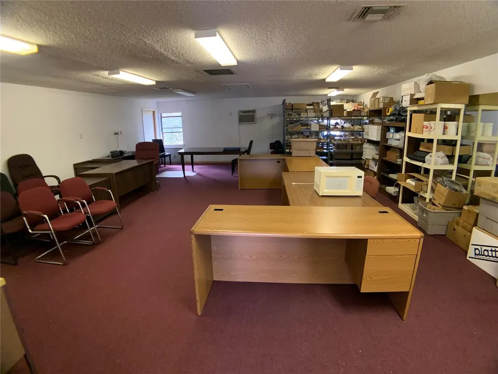 6880 46th Avenue N St Petersburg FL 33709
