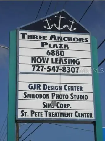 6880 46th Avenue N St Petersburg FL 33709