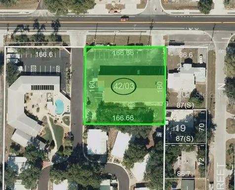 6880 46th Avenue N St Petersburg FL 33709