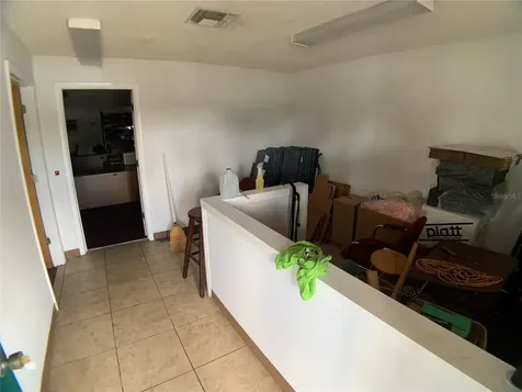 6880 46th Avenue N St Petersburg FL 33709