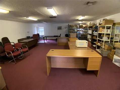 6880 46th Avenue N St Petersburg FL 33709