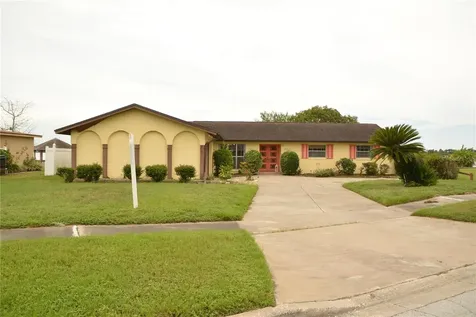 1211 Martin L King Drive Orlando FL 32805