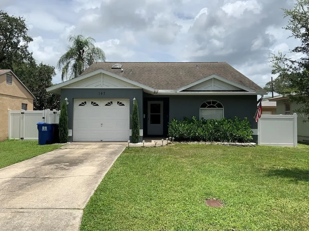 147 43rd Avenue N St Petersburg FL 33703