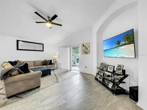 815 Duval Court Safety Harbor FL 34695