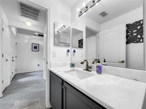 815 Duval Court Safety Harbor FL 34695