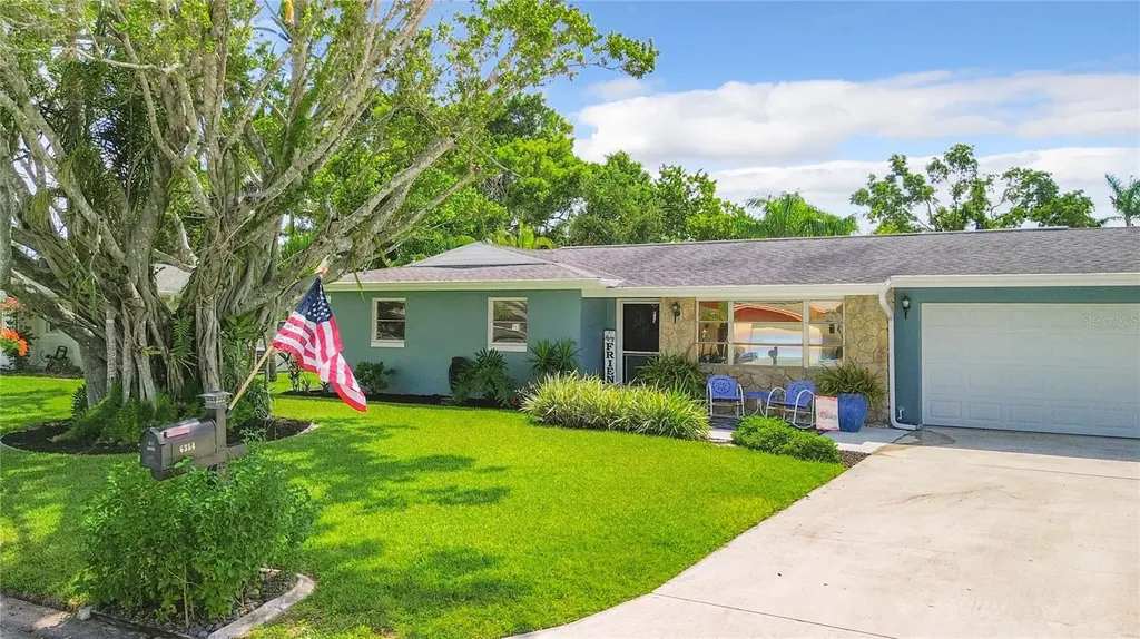 6354 Saint Andrews Circle S Fort Myers FL 33919