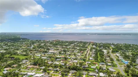 6354 Saint Andrews Circle S Fort Myers FL 33919