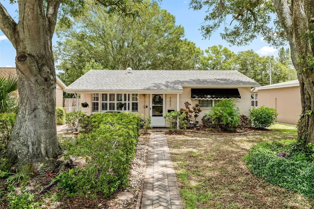 3437 Kingston Street N St Petersburg FL 33713