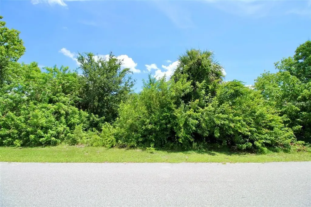 18311 Van Nuys Circle Port Charlotte FL 33948